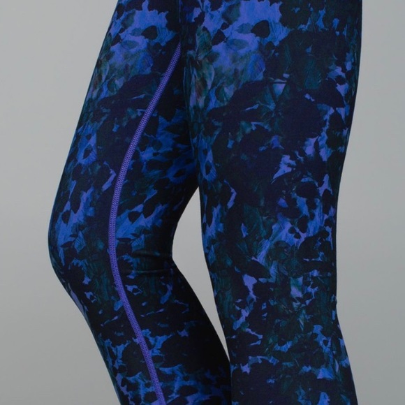 🎉HP!🎉LuluLemon Leggings - Picture 7 of 13